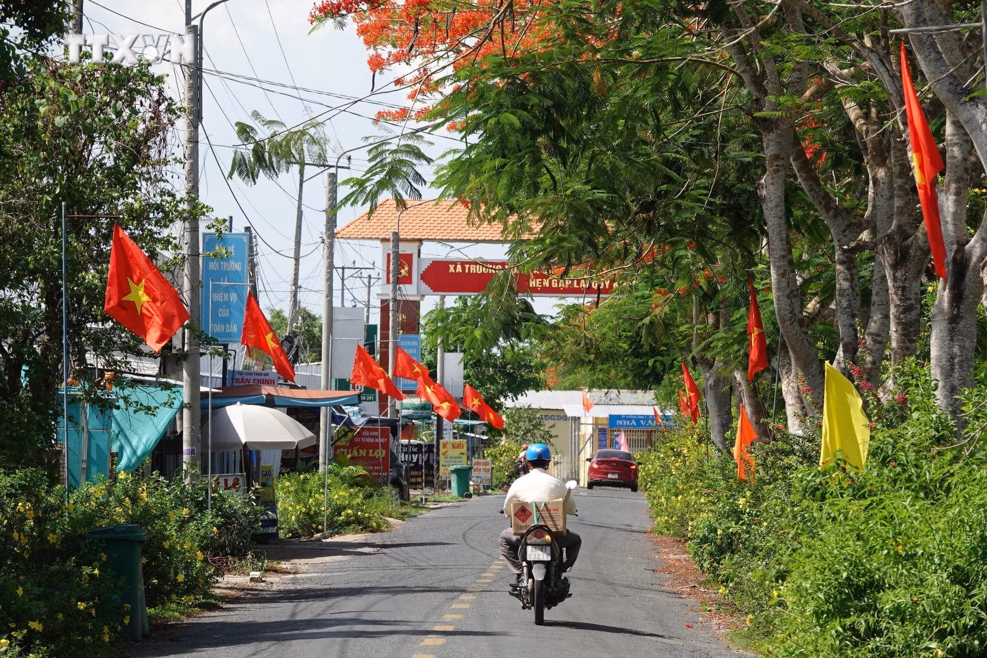 vna_potal_can_tho_khanh_thanh_“duong_co_to_quoc”_dai_tren_5_km_7394063.jpg