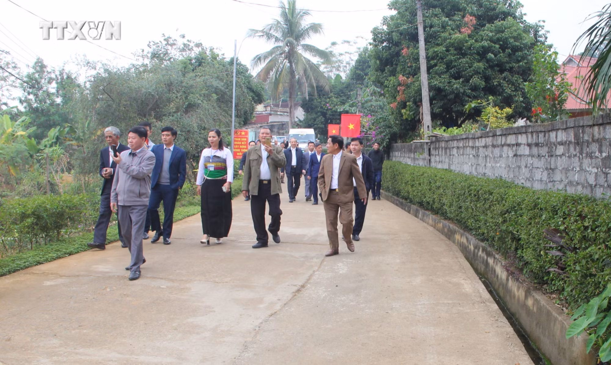 vna_potal_lan_toa_phong_trao_xay_dung_thon_ban_nong_thon_moi_nong_thon_moi_kieu_mau__6516075.jpeg