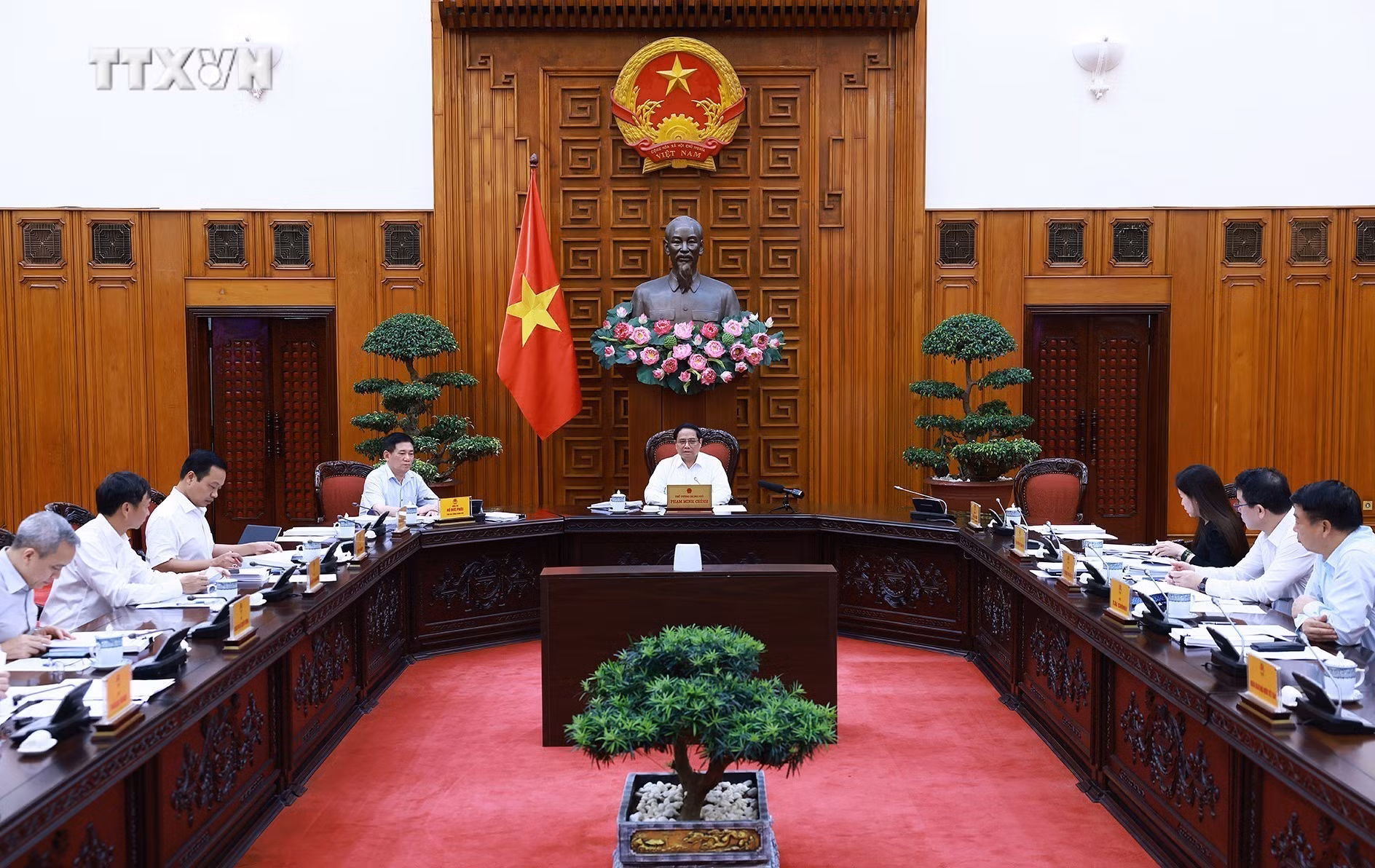 vna_potal_thu_tuong_chu_tri_hop_thuong_truc_chinh_phu_ve_mot_so_luat_cho_phat_7588452.jpg