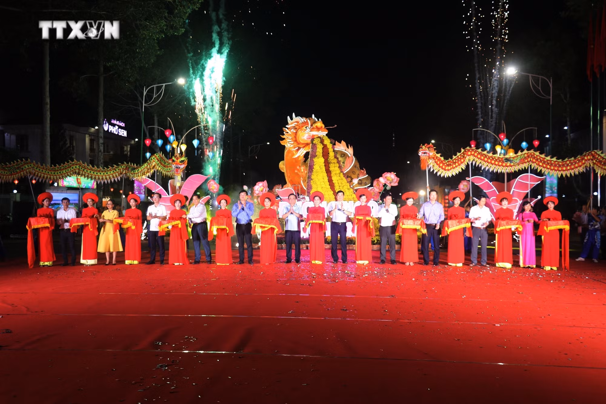 vna_potal_dong_thap_khai_truong_duong_hoa_xuan_thanh_pho_cao_lanh__7218209.jpg