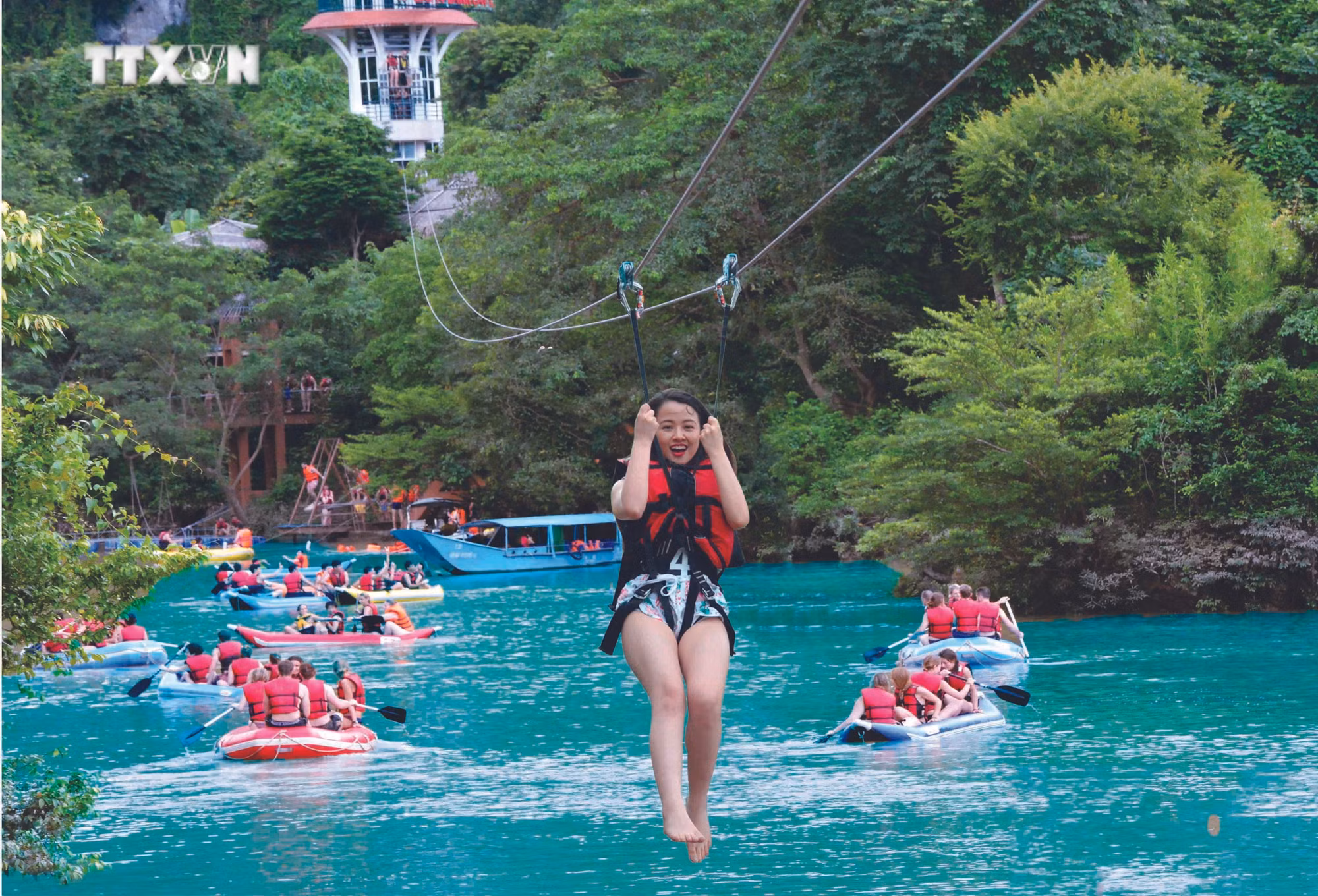 vna_potal_quang_binh_da_dang_cac_san_pham_du_lich_trong_nam_2024_7342800.jpg