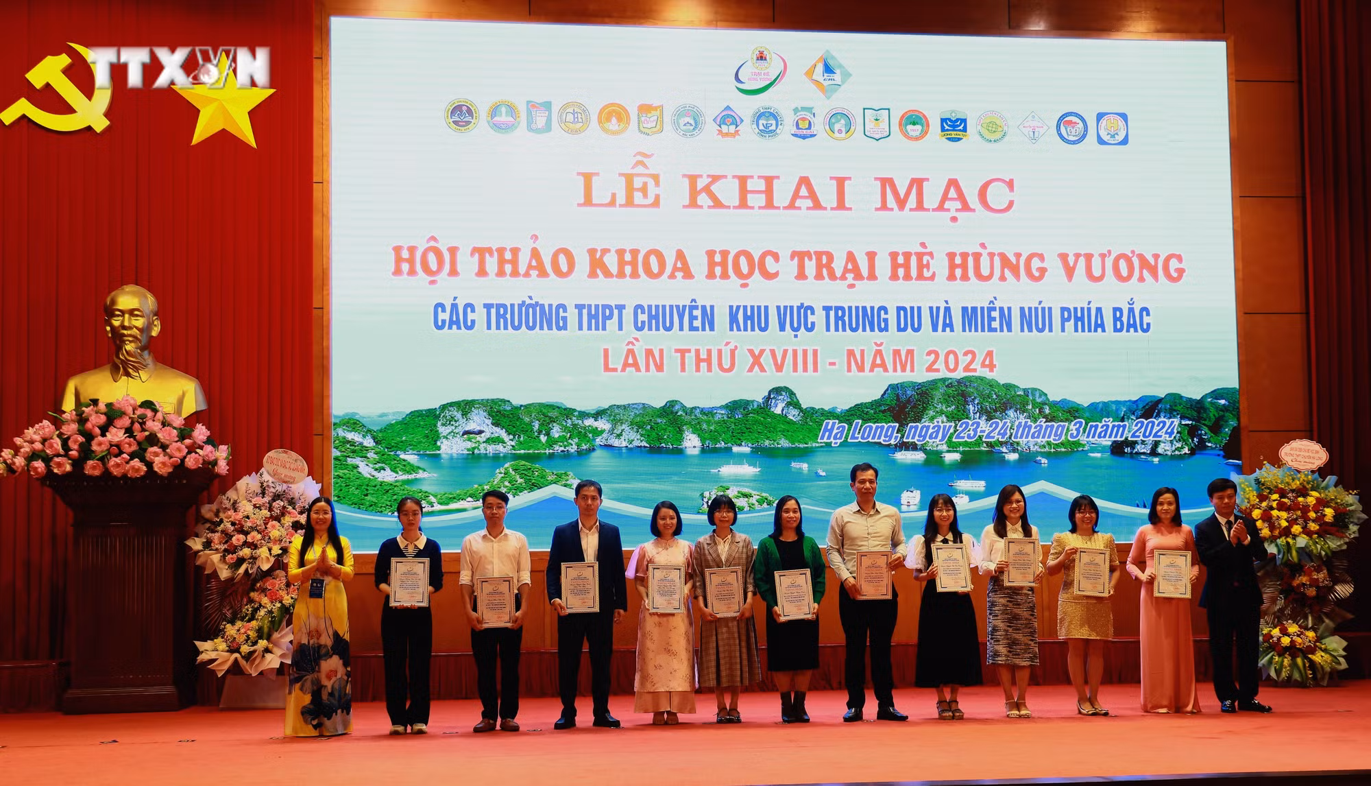 vna_potal_khai_mac_hoi_thao_khoa_hoc_trai_he_hung_vuong_lan_thu_18_7285852.jpg