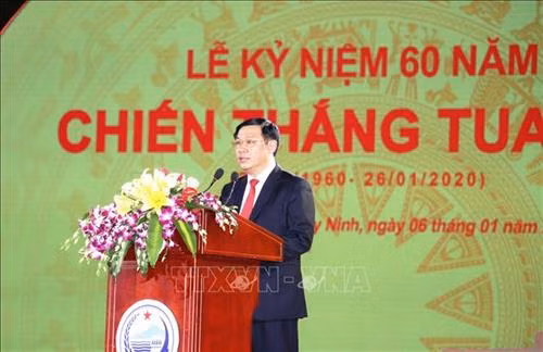 Phó Thủ tướng Vương Đình Huệ dự Lễ kỷ niệm 60 năm chiến thắng Tua Hai lịch sử
