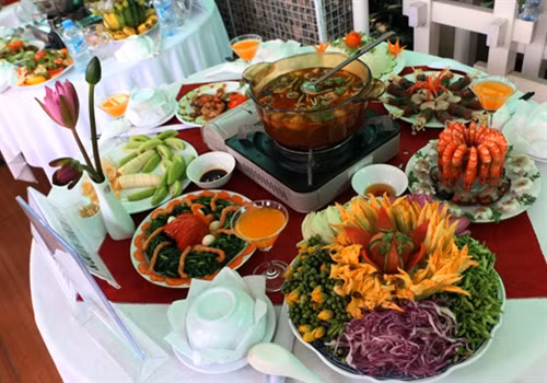 Giữ lửa bằng bữa cơm gia đình