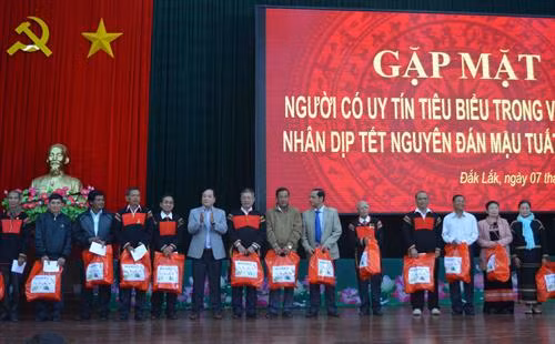 Đắk Lắk phát huy vai trò của người có uy tín trong đồng bào các dân tộc thiểu số