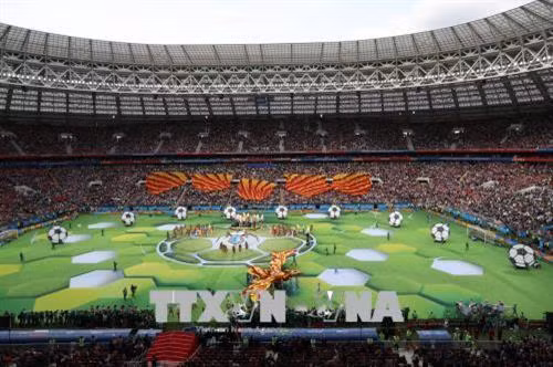 Lễ khai mạc World Cup 2018 sôi động và sâu lắng