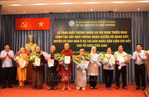 Thành phố Hồ Chí Minh phấn đấu hoàn thành cấp Giấy chứng nhận quyền sử dụng đất cho cơ sở tôn giáo vào cuối năm 2019 