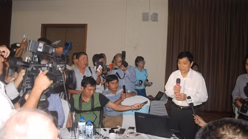 Các nhà khoa học báo cáo kết quả đánh giá hiện trạng môi trường biển 4 tỉnh Miền Trung