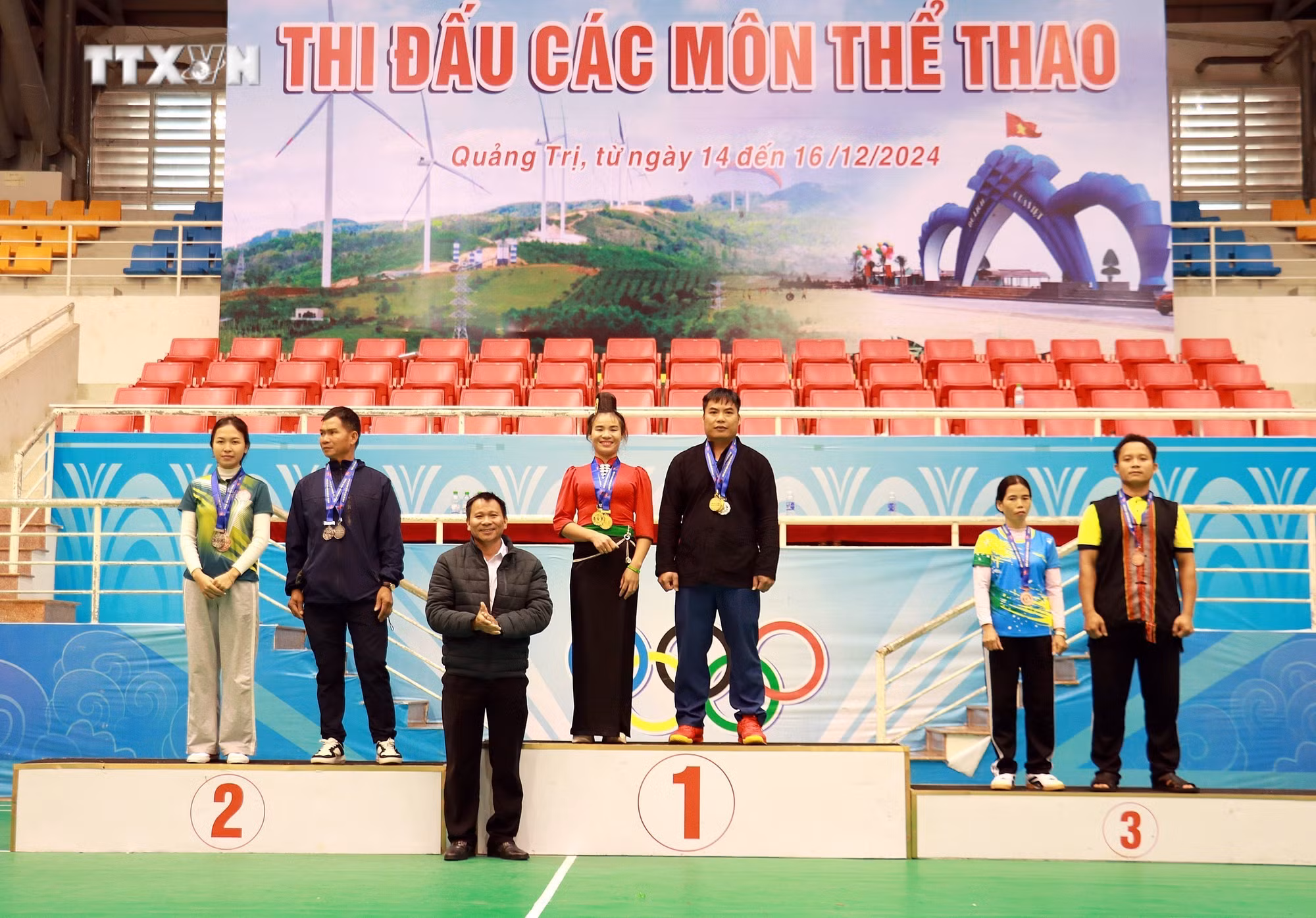vna_potal_quang_tri_tranh_tai_the_thao_tai_ngay_hoi_van_hoa_cac_dan_toc_viet_nam_7759220.jpg