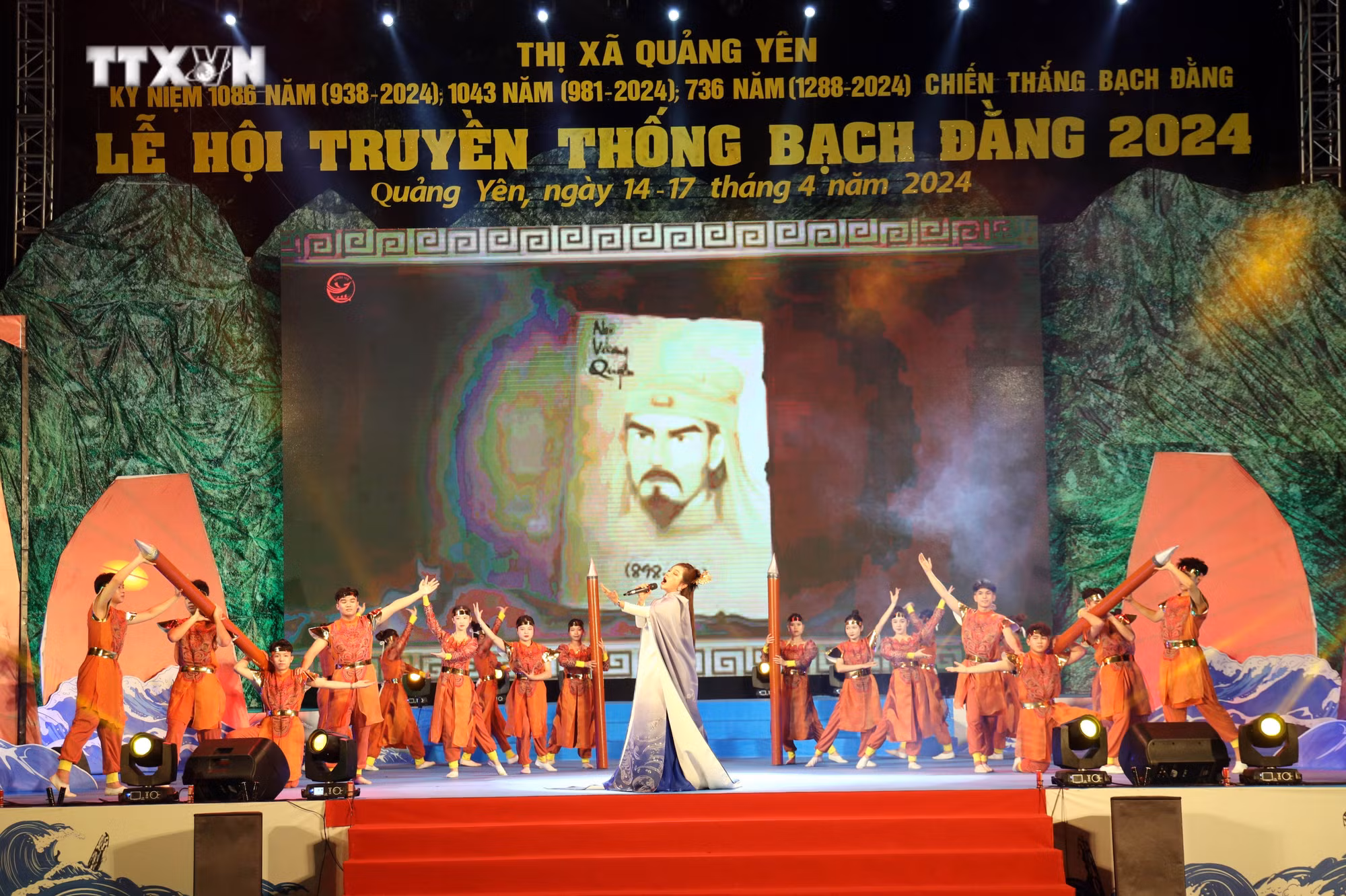 vna_potal_quang_ninh_to_chuc_le_khai_hoi_bach_dang_7322314.jpg