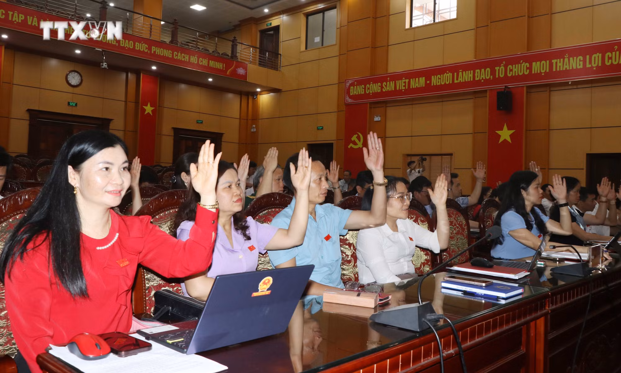 vna_potal_xay_dap_ke_gan_700_ty_dong_o_vung_dau_nguon_song_cau_7330426.jpg