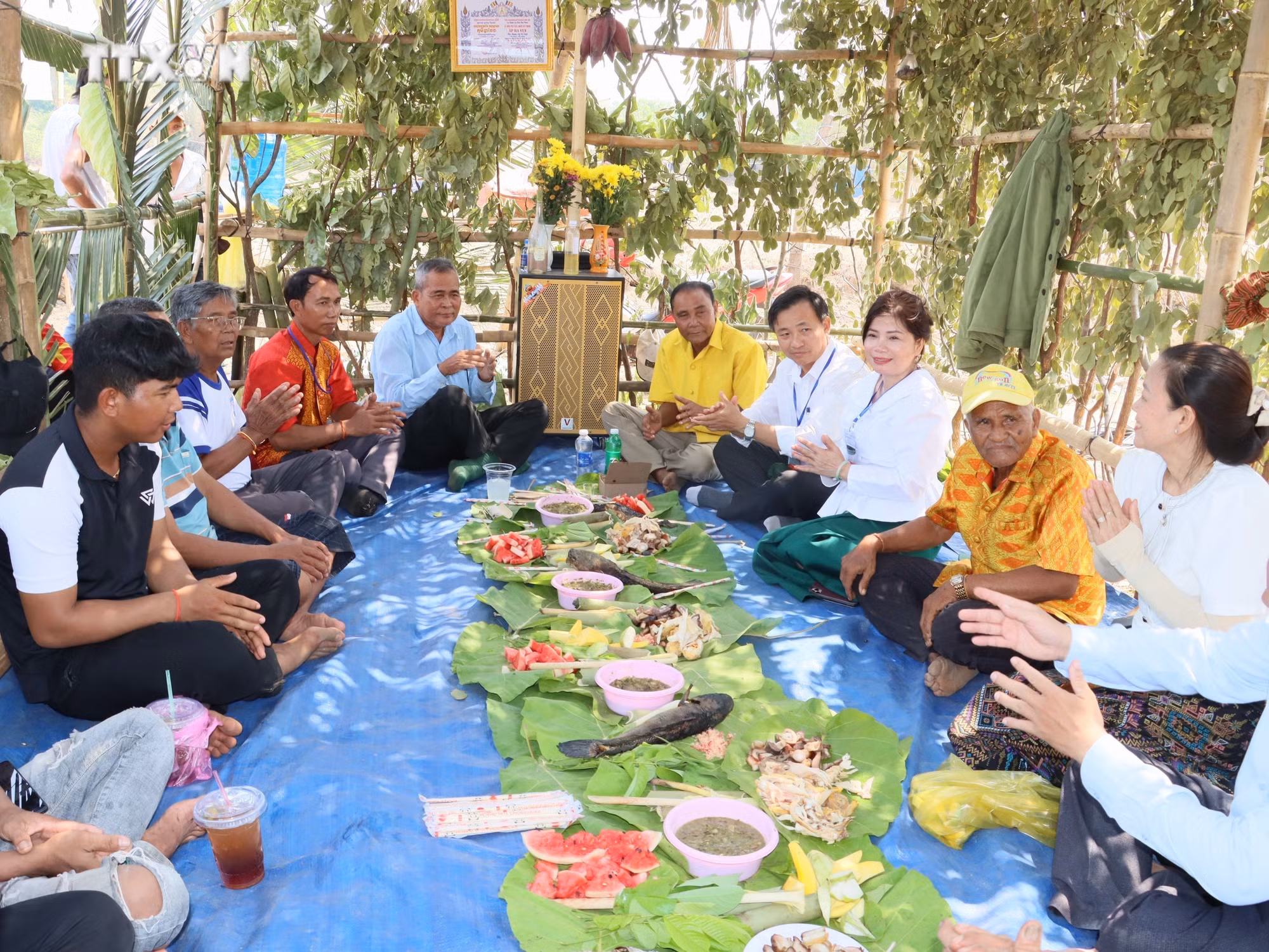 vna_potal_van_hoa_soi_duong_dac_sac_le_hoi_pha_bau_cua_dong_bao_khmer_o_binh_phuoc___7275517.jpg