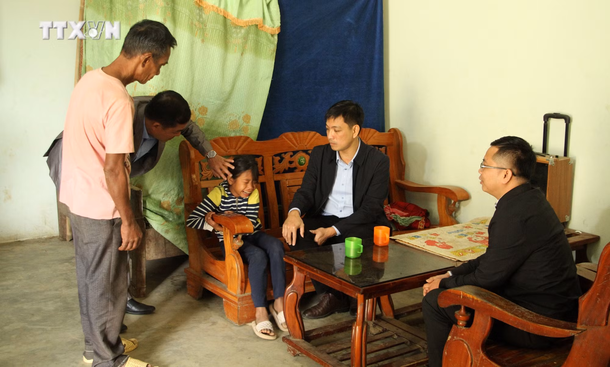 vna_potal_hanh_trinh_dua_hoc_sinh_vung_nui_tai_nghe_an_tro_lai_truong_sau_nhung_ky_nghi_le_dai_7268851.jpg