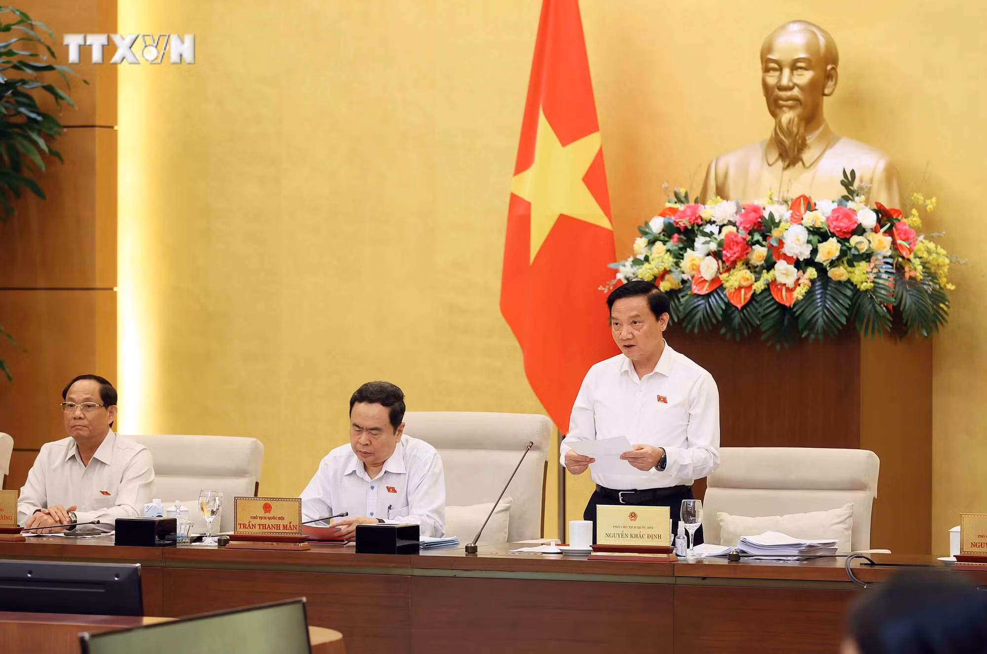 vna_potal_ubtv_quoc_hoi_xem_xet_quyet_dinh_viec_sap_xep_don_vi_hanh_chinh_cap_huyen_cap_xa_giai_doan_2023-2025_cua_cac_tinh_nam_dinh_soc_trang_va_tuye_7496430.jpg