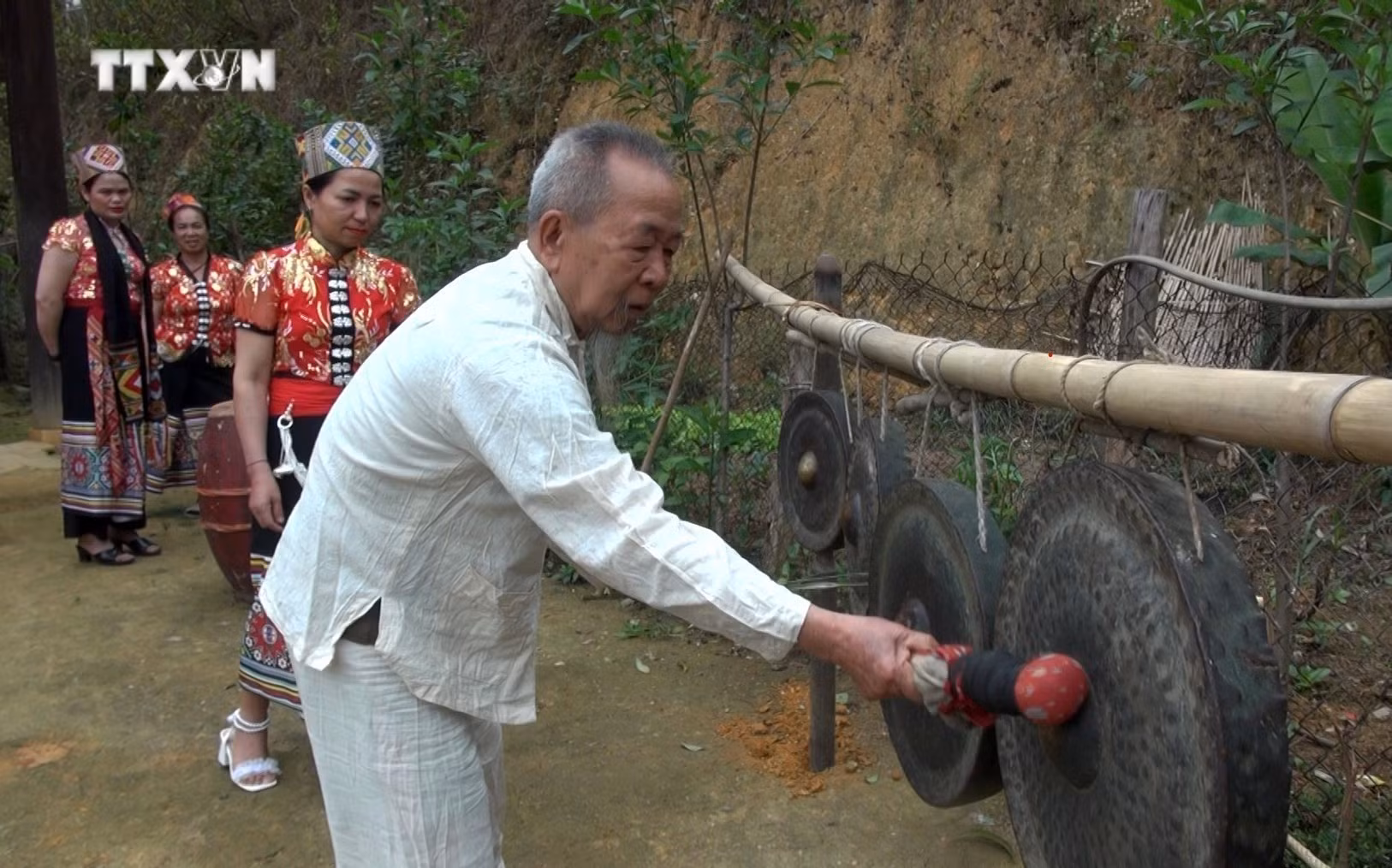 vna_potal_dong_bao_thai_o_mien_nui_nghe_an_bao_ton_van_hoa_cong_chieng_7296697.jpg