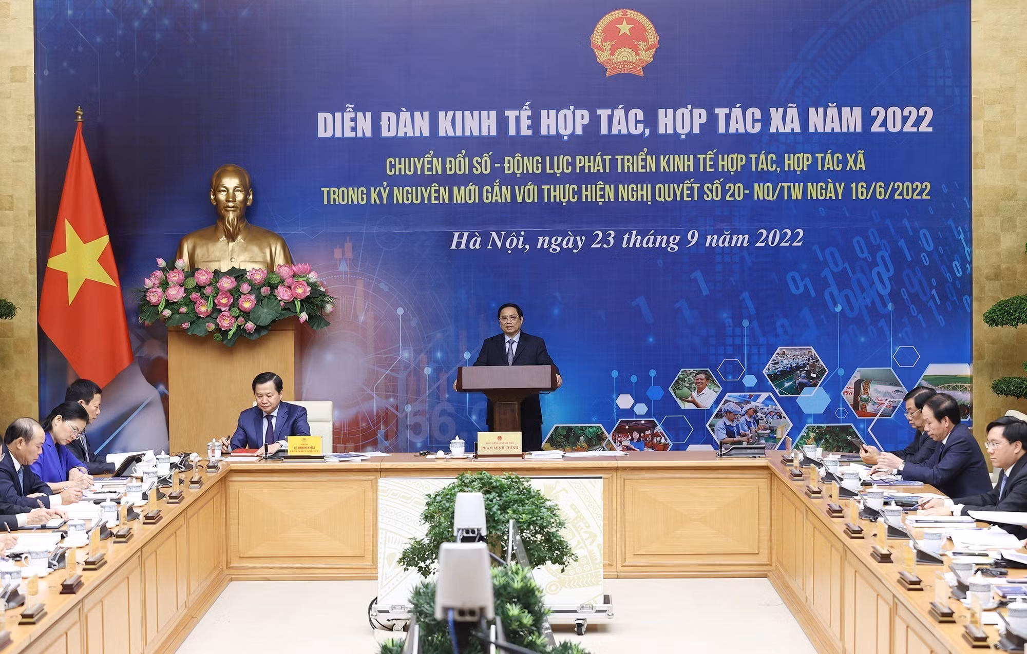 Thủ tướng Phạm Minh Chính: Các hợp tác xã phải chủ động chuyển đổi số để tồn tại và phát triển
