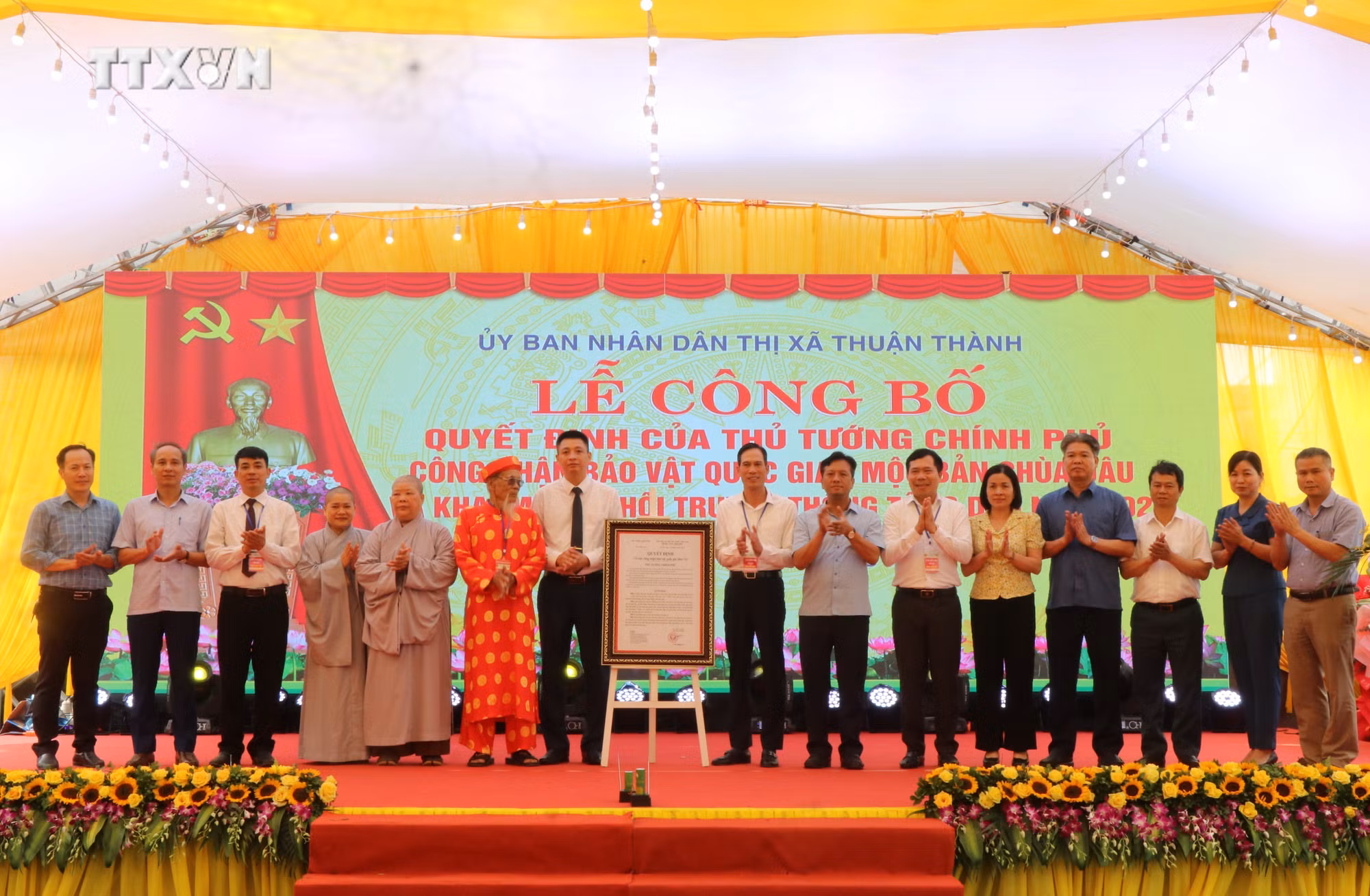 vna_potal_bac_ninh_don_bang_cong_nhan_bao_vat_quoc_gia_moc_ban_chua_dau_7373251.jpg