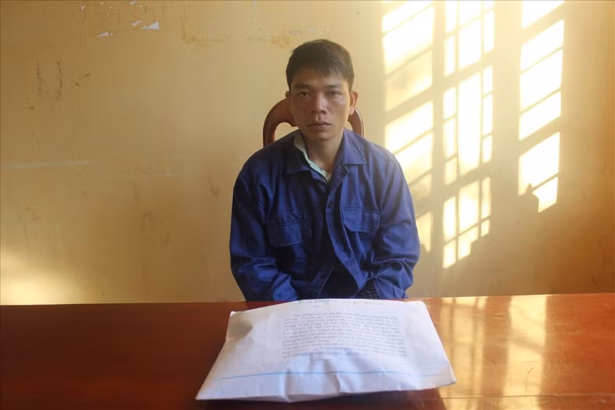 Điện Biên: Bắt vụ vận chuyển trái phép 1,5 bánh heroin và 400 viên ma túy tổng hợp