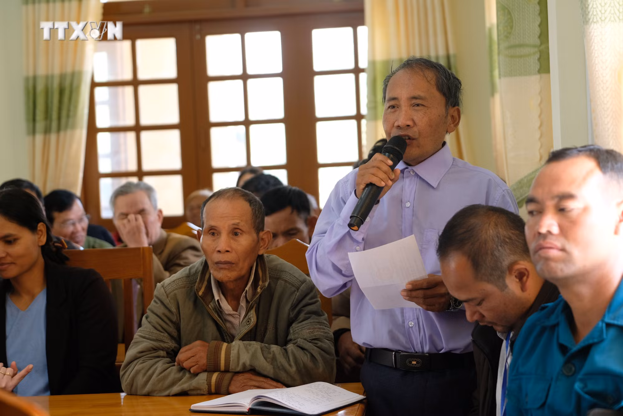 vna_potal_truong_ban_noi_chinh_trung_uong_tiep_xuc_cu_tri_tinh_lam_dong__7459052.jpg
