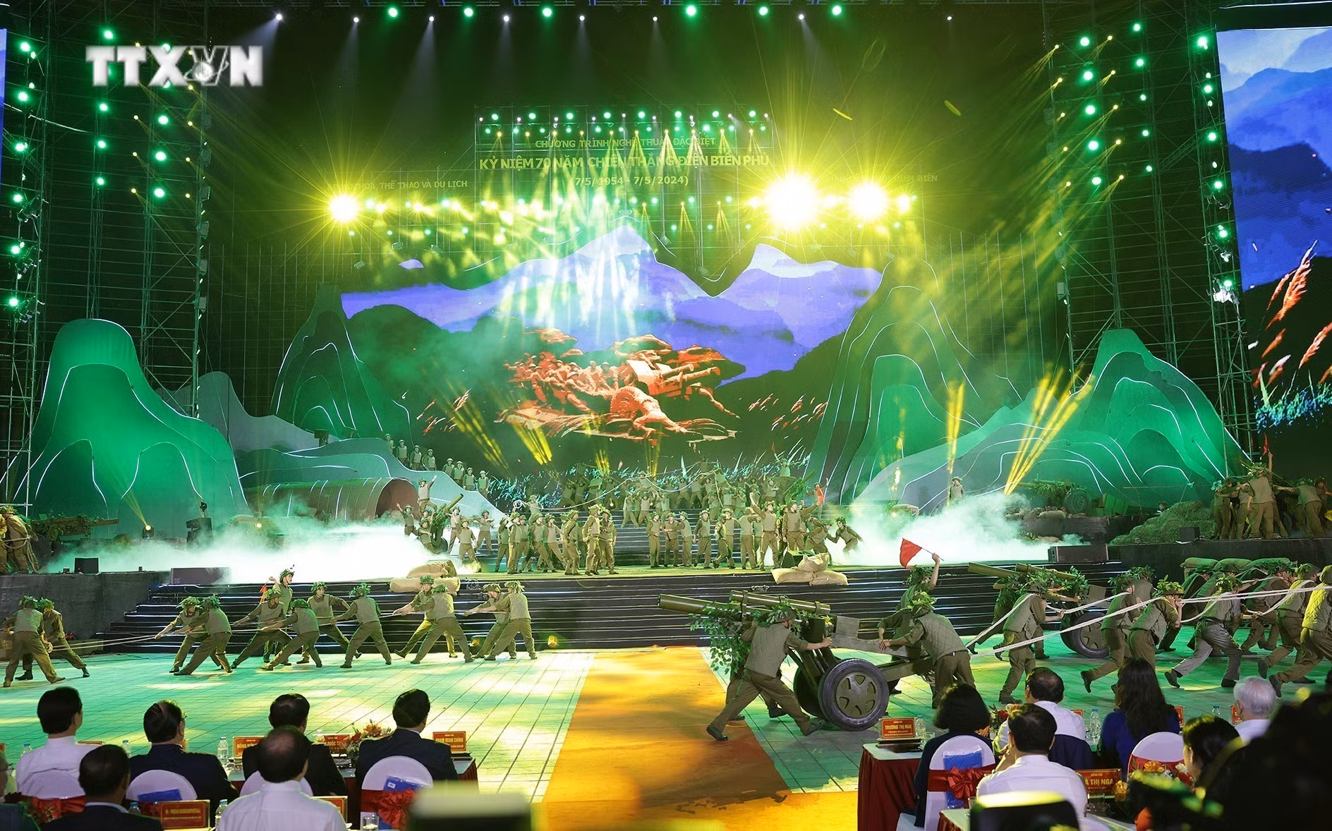 vna_potal_chuong_trinh_nghe_thuat_dac_biet_ky_niem_70_nam_chien_thang_dien_bien_phu_7362540.jpg