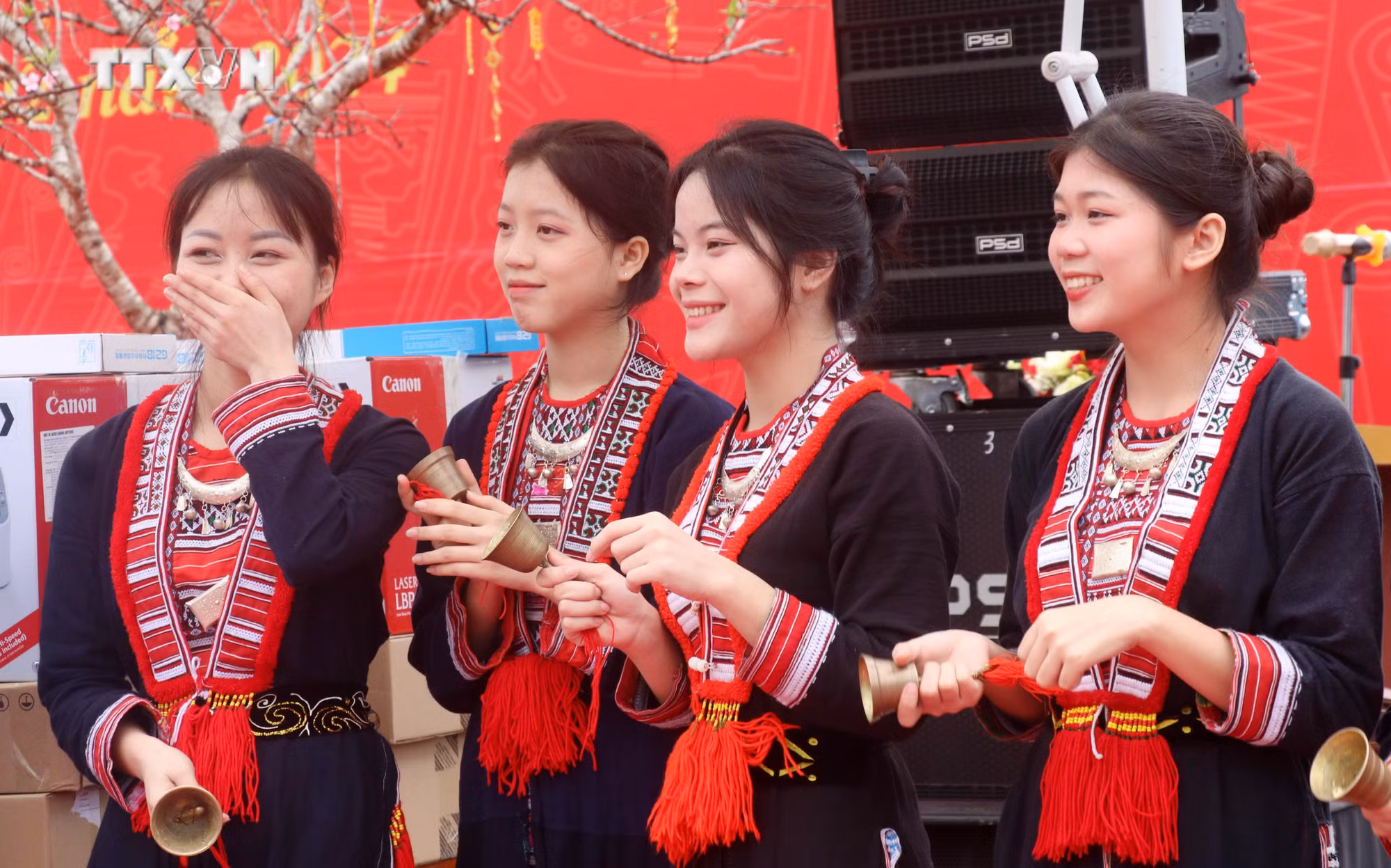 vna_potal_xuan_som_tren_vung_dong_bao_thieu_so_mien_nui_tinh_quang_ninh_7210264.jpg