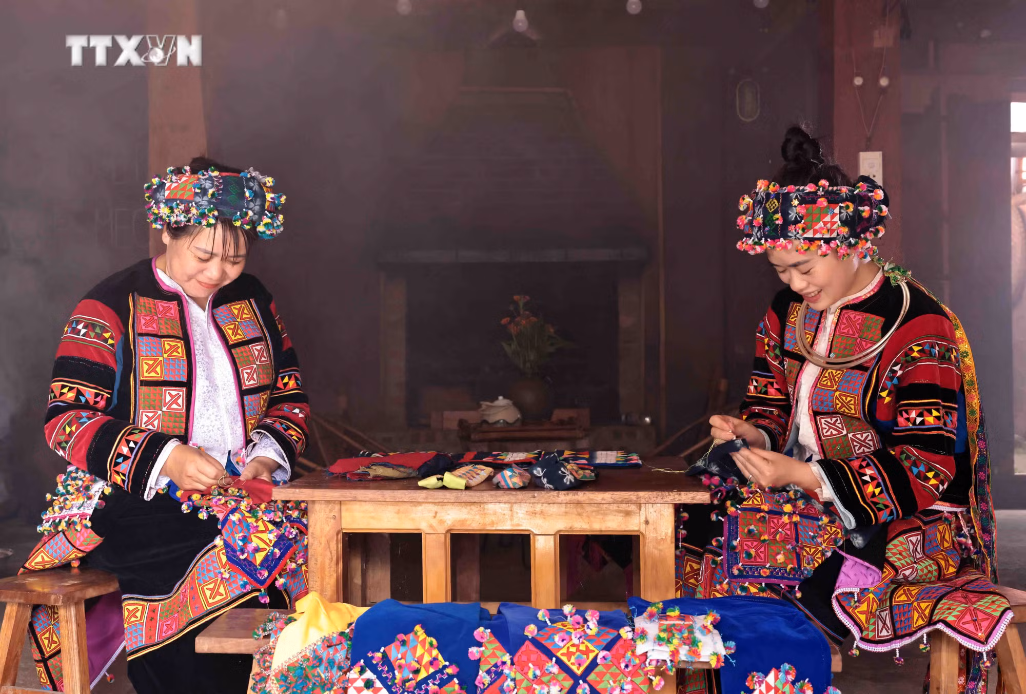Trang phục truyền thống, nét văn hóa của người Lô Lô ở Mèo Vạc