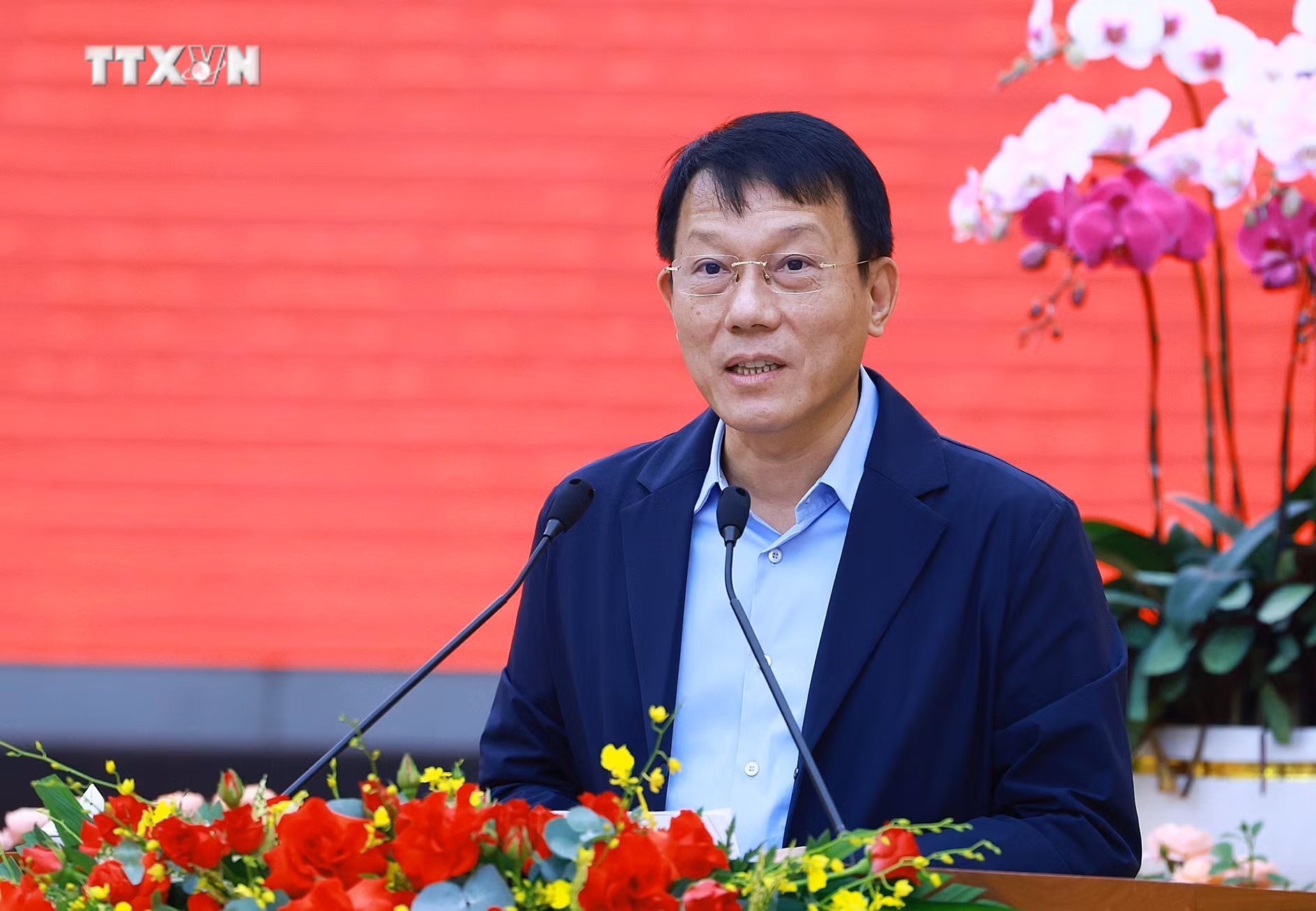 vna_potal_thu_tuong_pham_minh_chinh_chu_tri_hoi_nghi_dam_bao_an_ninh_trat_tu_cac_tinh_tay_nguyen_7555468.jpg