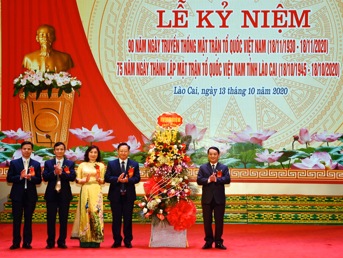 90 năm Ngày truyền thống MTTQ Việt Nam: Tưng bừng Ngày hội đại đoàn kết toàn dân tộc ở vùng cao Lào Cai