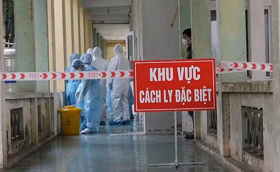 Việt Nam ghi nhận 8 ca mắc COVID-19 mới được cách ly ngay sau khi nhập cảnh
