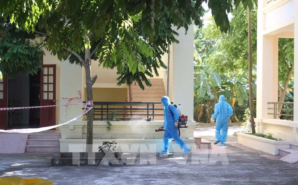 Dịch COVID-19: Ghi nhận một ca nhiễm từ nước ngoài về; thêm 4 người được điều trị khỏi