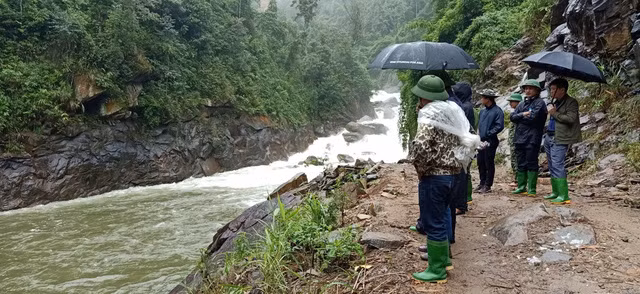 Yên Bái: Hai người bị nước cuốn trôi do mưa lũ