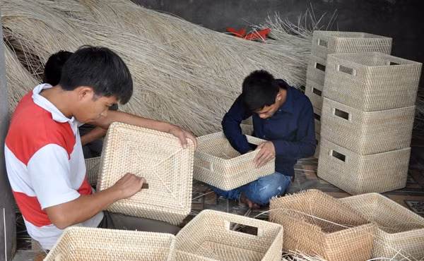 Tìm chỗ đứng cho những sản phẩm mây tre đan Triệu Đề