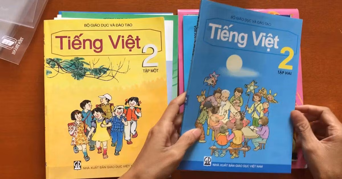 Tổ chức cho giáo viên góp ý bản mẫu sách giáo khoa lớp 2 và lớp 6 trước khi phát hành
