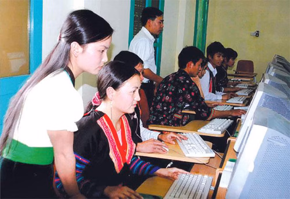 An Giang ứng dụng công nghệ thông tin hỗ trợ đồng bào dân tộc thiểu số