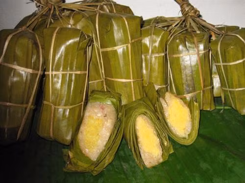 Bánh tét cốm dẹp đặc sản Trà Vinh