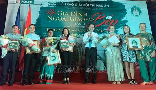 Tăng cường sự hiểu biết và tình hữu nghị giữa các cơ quan đối ngoại và bạn bè quốc tế