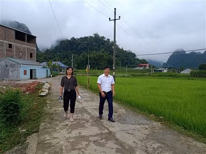 Đường nông thôn xóm Đầu Cầu Một, xã Quảng Hưng (Quảng Hòa) được bê tông hóa. Nguồn: baocaobang.vn