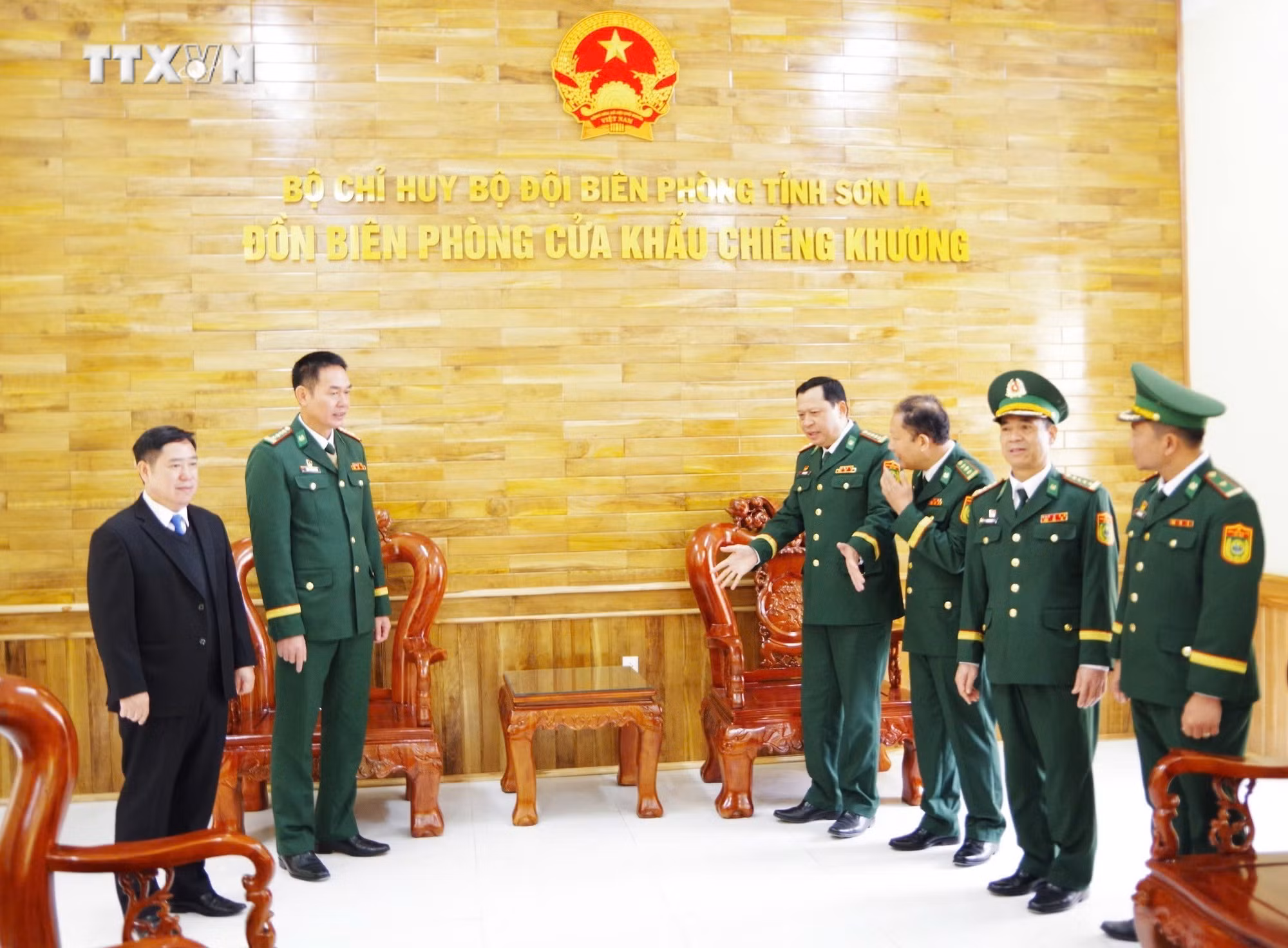 vna_potal_khanh_thanh_don_bien_phong_cua_khau_chieng_khuong_son_la_7761169.jpg