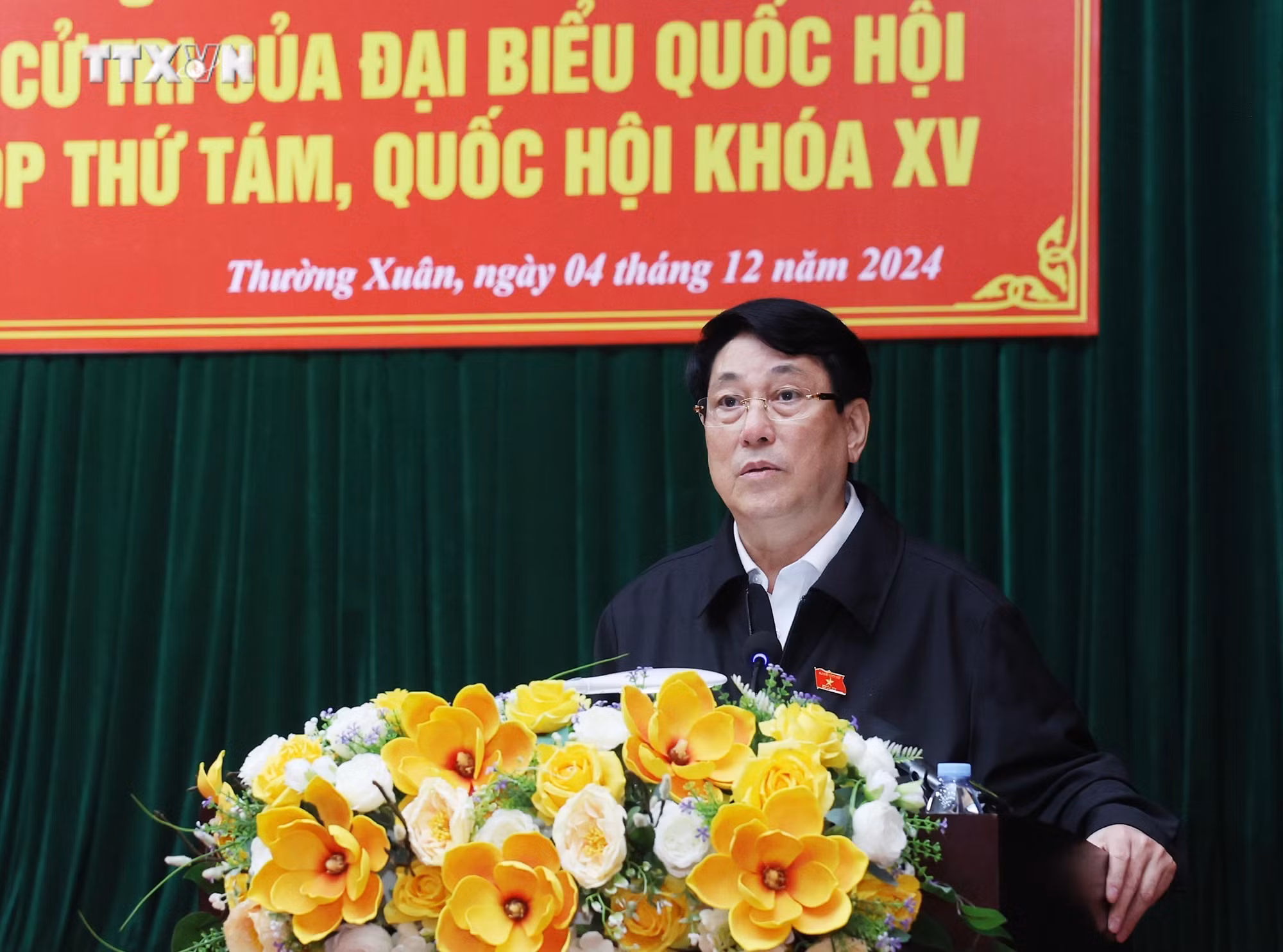 Chủ tịch nước Lương Cường tiếp xúc cử tri huyện Thường Xuân, Thanh Hoá. Ảnh: Lâm Khánh – TTXVN
