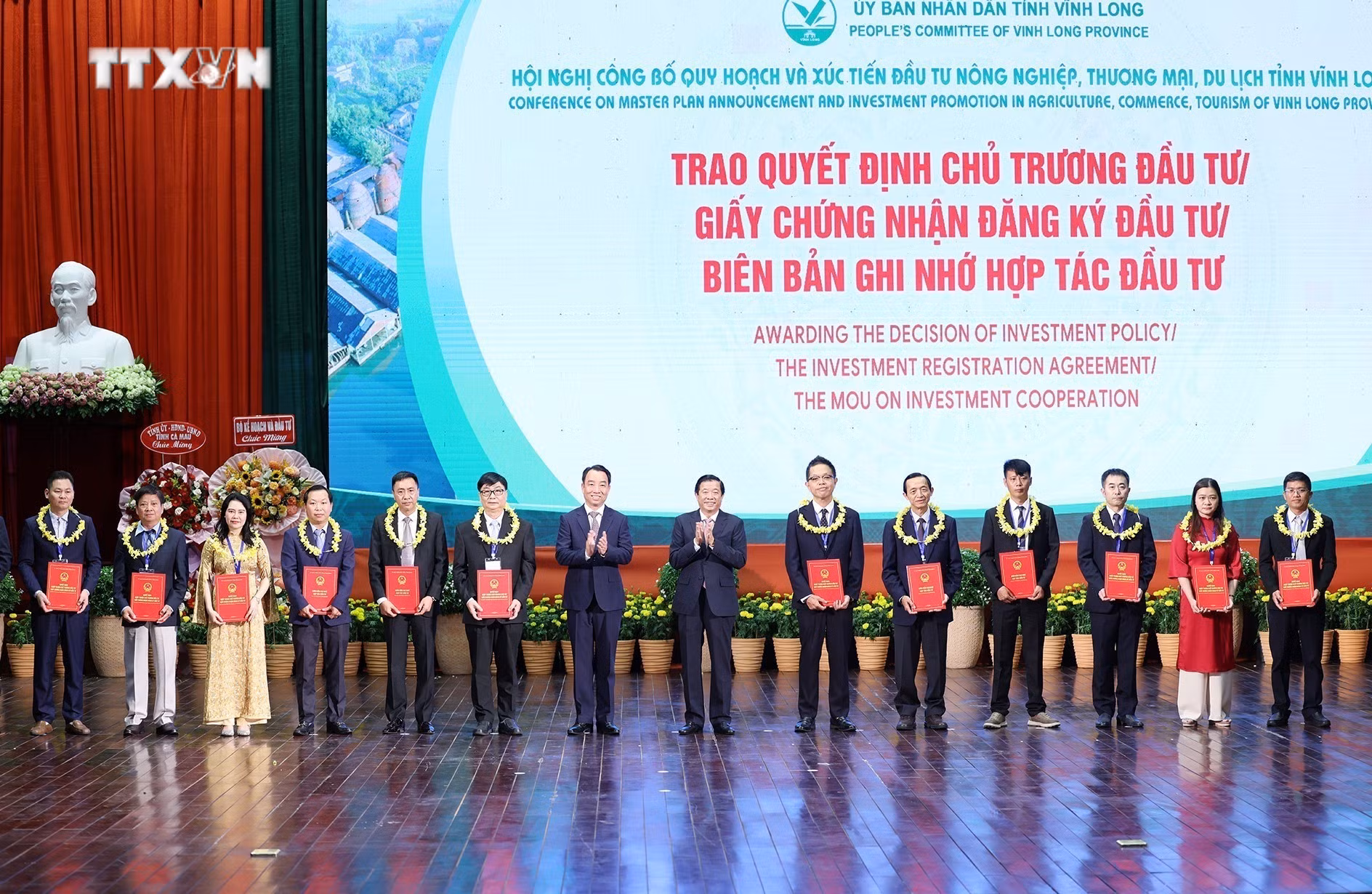 vna_potal_thu_tuong_du_hoi_nghi_cong_bo_quy_hoach_tinh_vinh_long_7285394.jpg
