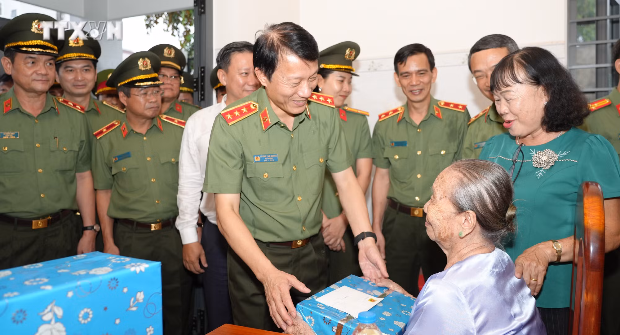 vna_potal_chuong_trinh_nghe_thuat_dac_biet_“giu_tron_loi_the_-_noi_nhung_dong_song”_7507307.jpg