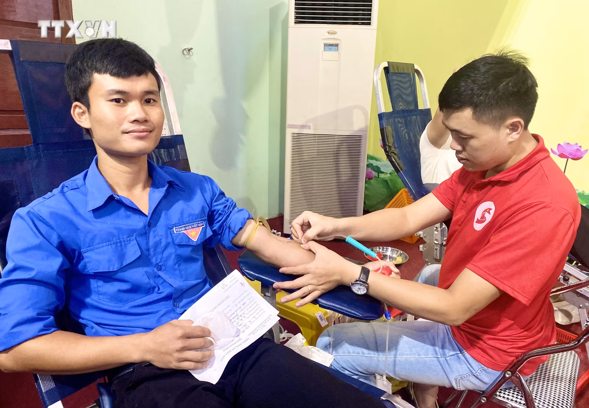 vna_potal_hanh_trinh_do_nam_2024_quang_binh_-_nghia_tinh_trong_giot_mau_7456221.jpg