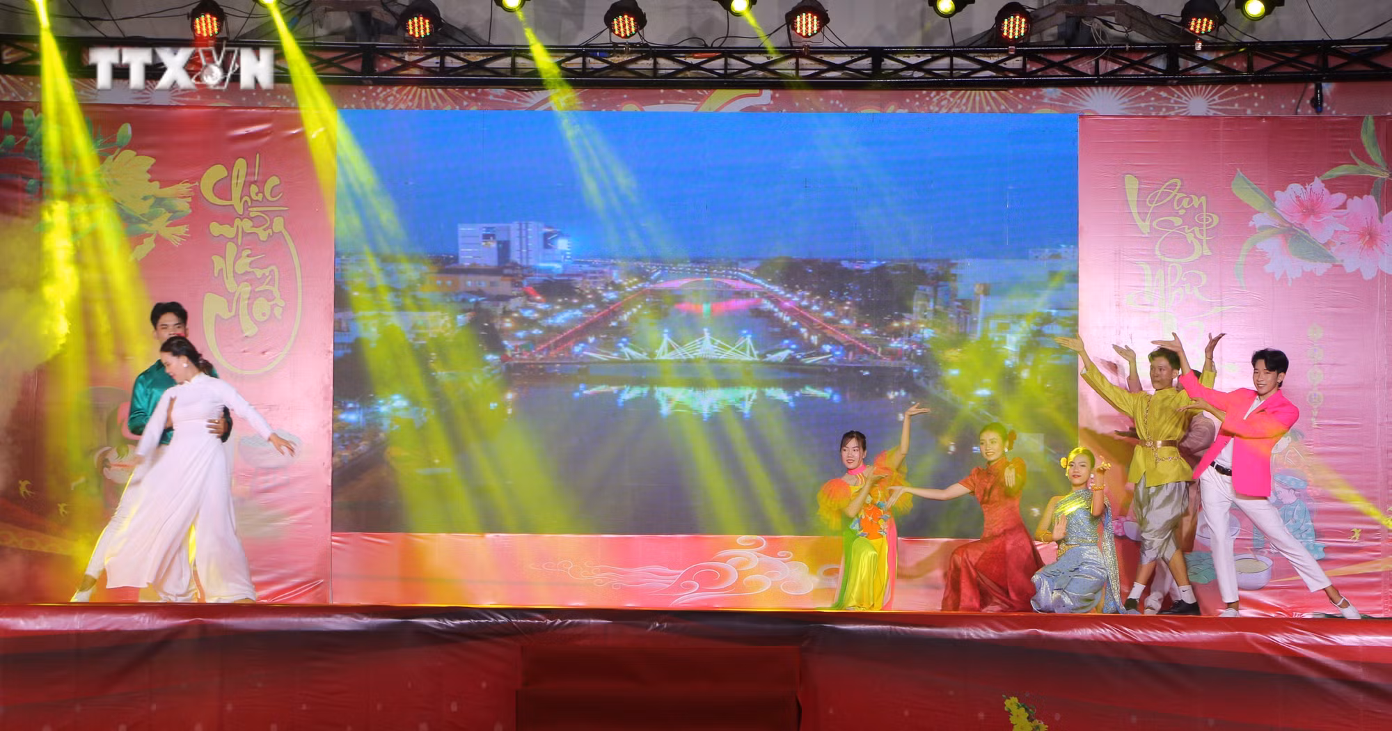 vna_potal_soc_trang_khai_mac_hoi_xuan_giap_thin_2024_7211139.jpg