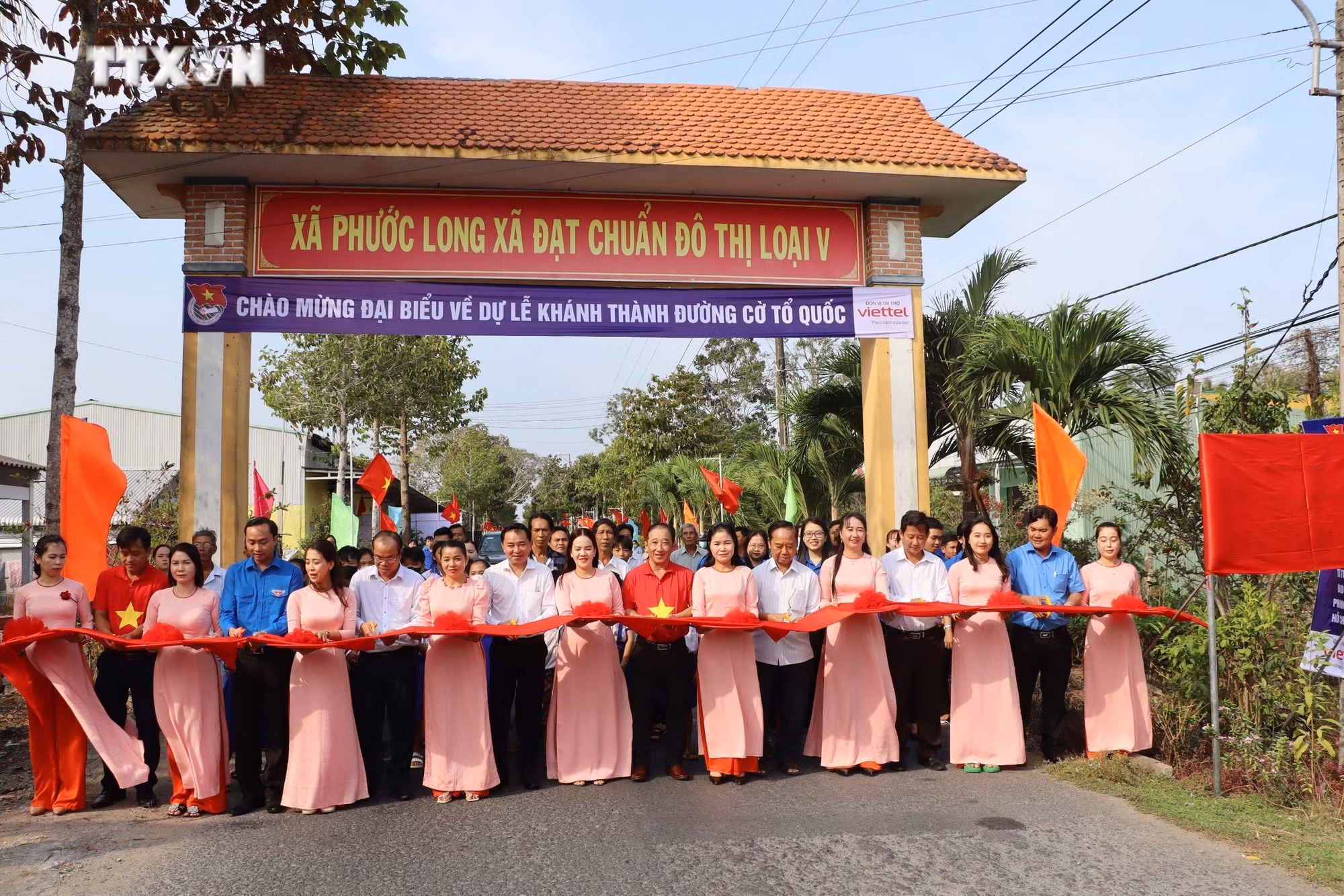 vna_potal_khanh_thanh_“duong_co_to_quoc”_tren_que_huong_bac_lieu_7252693.jpg