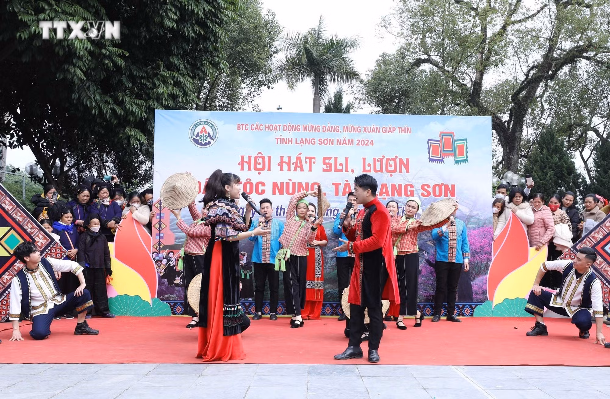 vna_potal_van_hoa_soi_duong_hoi_hat_then_sli_luon_dan_toc_nung_tay_lang_son_7251801.jpg