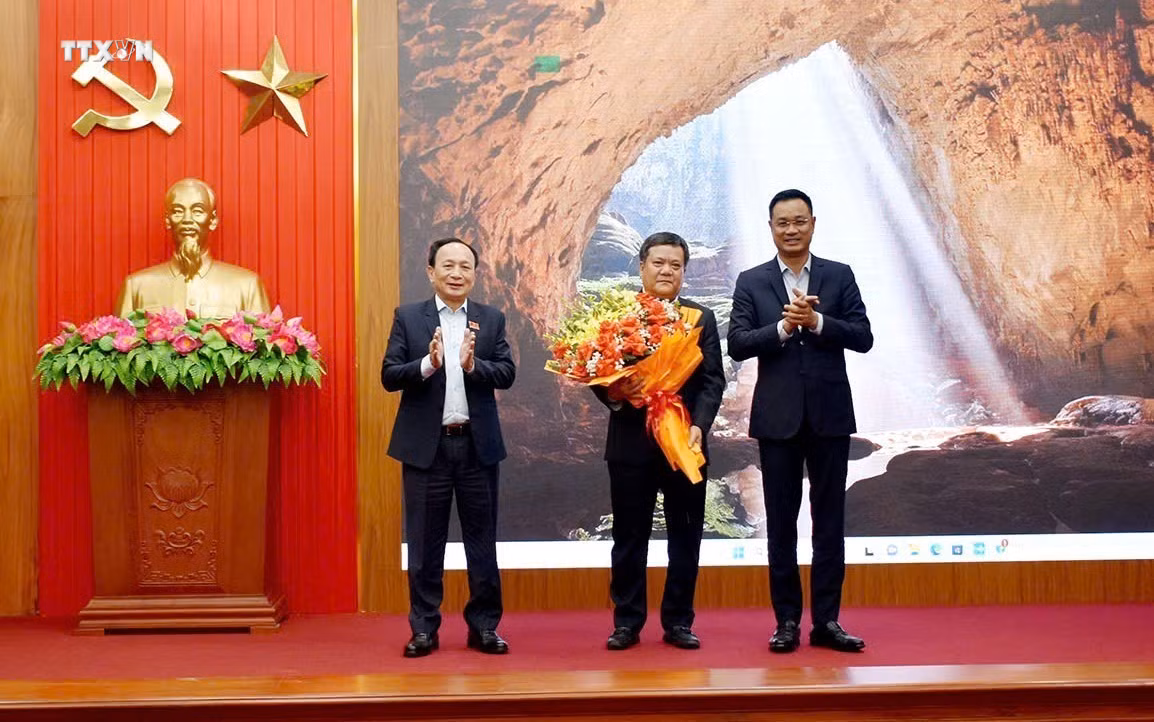 vna_potal_ong_tran_phong_giu_chuc_pho_bi_thu_tinh_uy_quang_binh_7749256.jpg