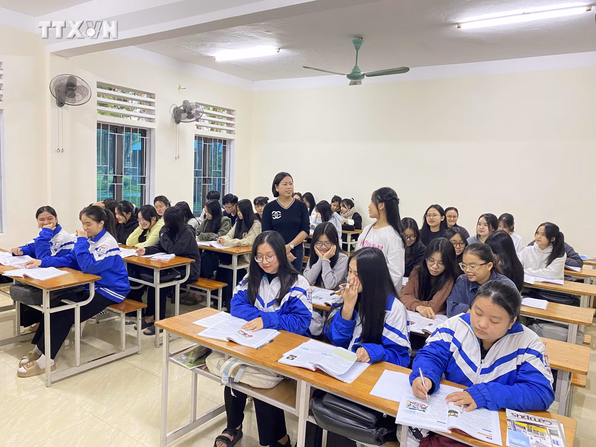 vna_potal_ha_tinh_but_pha_vuon_len_trong_cong_tac_day_hoc_7708942.jpg