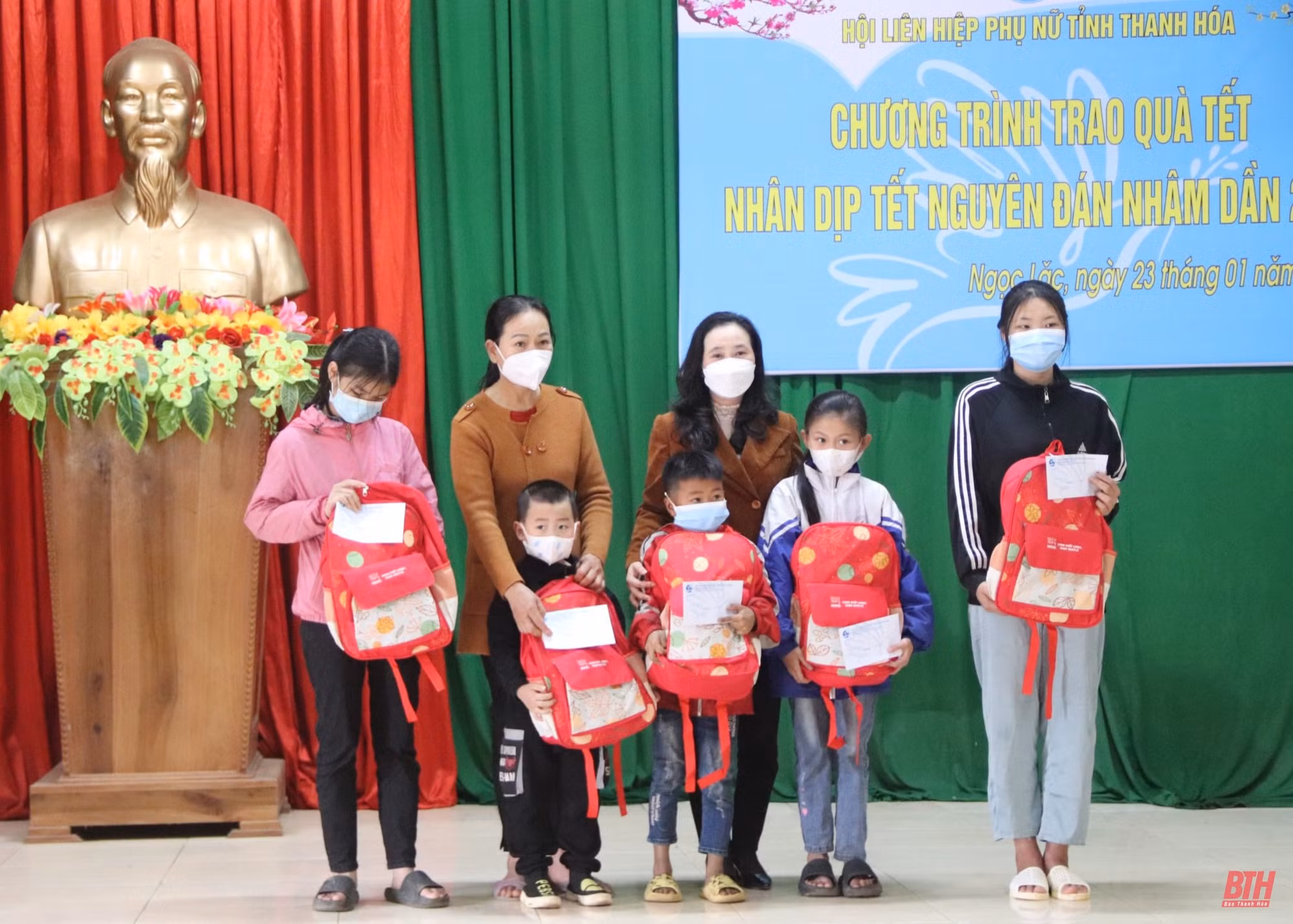 Ấm áp chương trình “Mẹ đỡ đầu - Kết nối yêu thương” ở Thanh Hóa 
