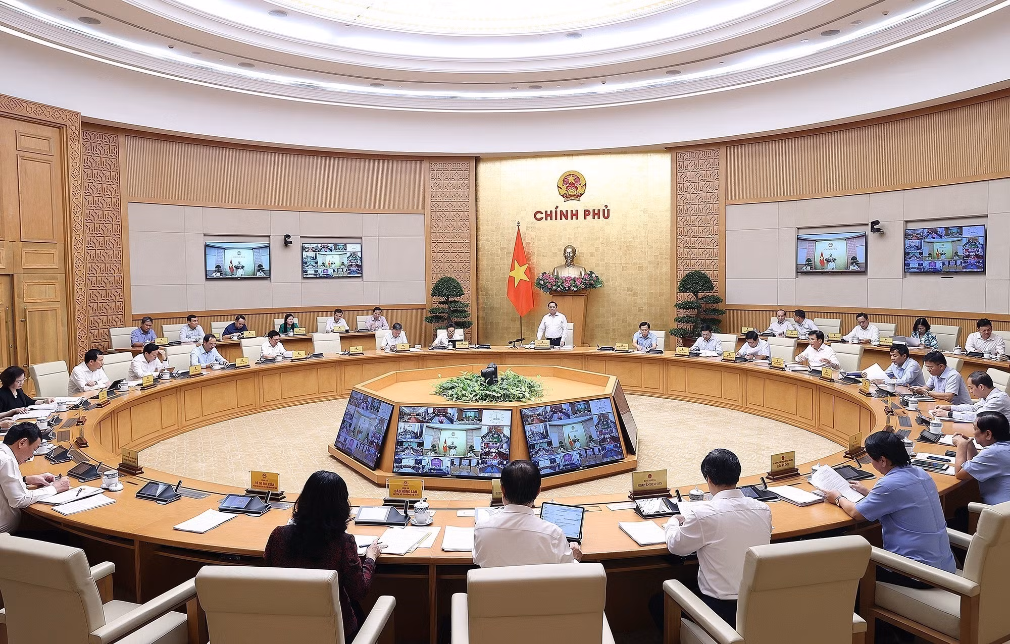 Quang cảnh Phiên họp Chính phủ thường kỳ tháng 9 năm 2022. Ảnh: Dương Giang - TTXVN