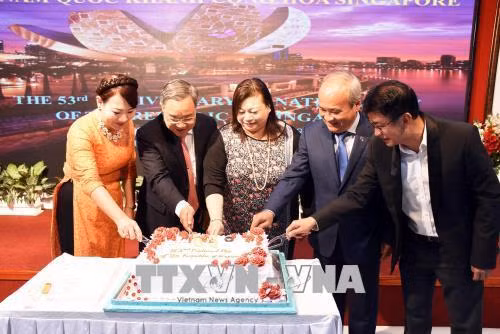 Kỷ niệm 53 năm Quốc khánh Cộng hòa Singapore